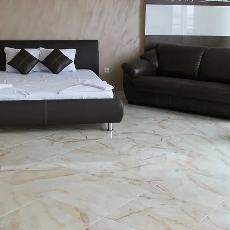 Izgrev Apartament *
